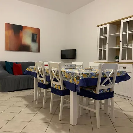 Apartment Casavacanzeaurora