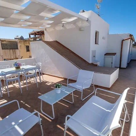Casavacanzeaurora Apartment